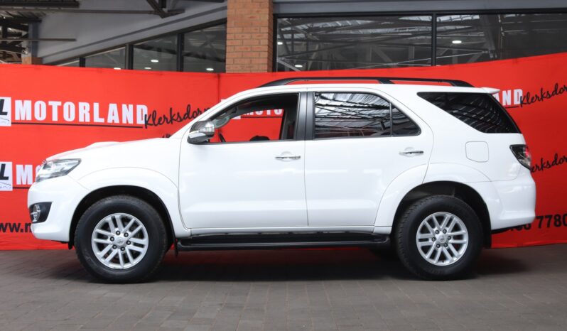 2015 Toyota Fortuner 3.0 D4-D R/B A/T full