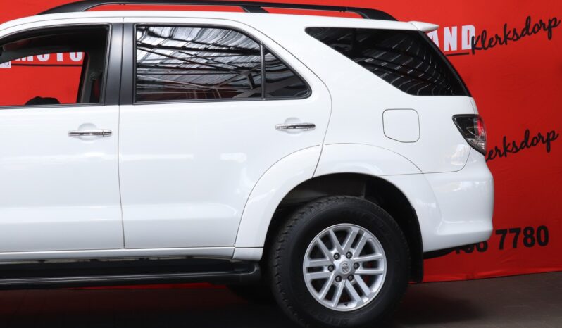 2015 Toyota Fortuner 3.0 D4-D R/B A/T full