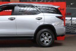 2017 Toyota Fortuner 2.4 GD-6 RB Auto full