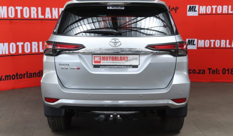 2017 Toyota Fortuner 2.4 GD-6 RB Auto full