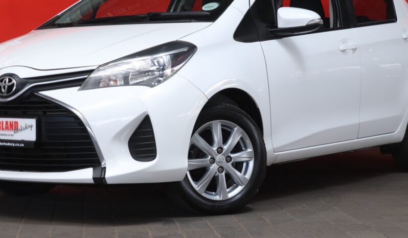 2014 Toyota Yaris 1.3 XS 5DR full