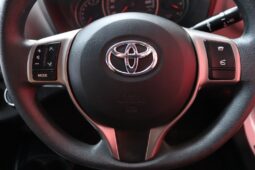 2014 Toyota Yaris 1.3 XS 5DR full