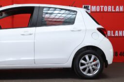 2014 Toyota Yaris 1.3 XS 5DR full