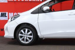 2014 Toyota Yaris 1.3 XS 5DR full