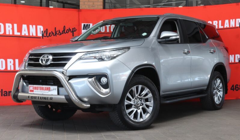 2017 Toyota Fortuner 2.8 GD-6 RB Auto full