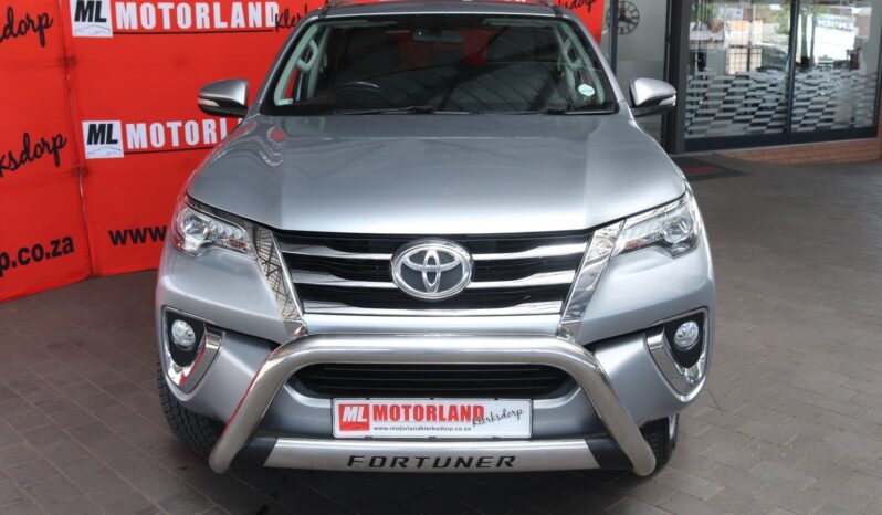 2017 Toyota Fortuner 2.8 GD-6 RB Auto full